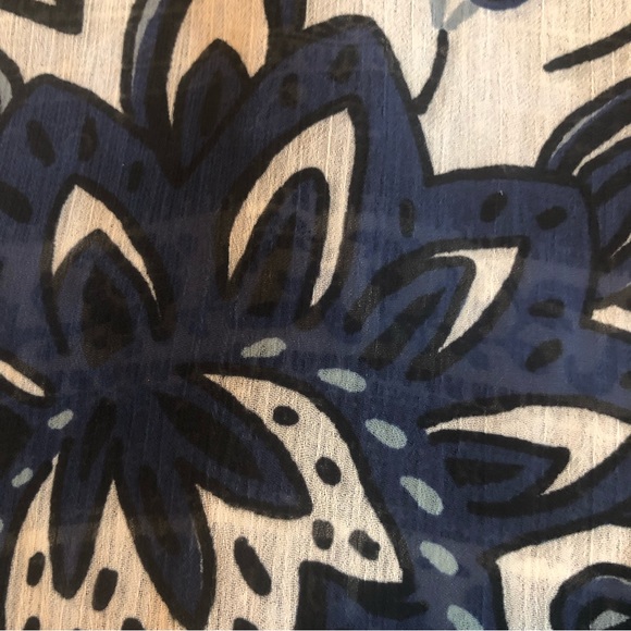 One World Women’s Size L White/Blue Paisley Floral Chiffon Blouse 3/4 Sleeves - Picture 8 of 16